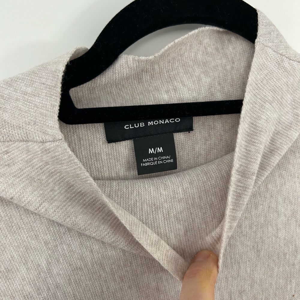 Club Monaco Light Knit Top M/M